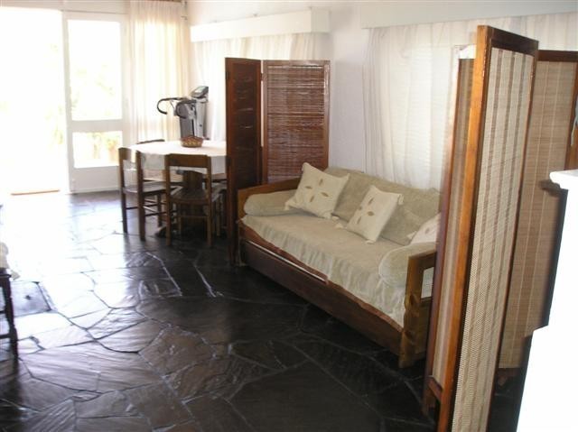 Casa en alquiler, ubicación ideal casi sobre el agua en La Posta del Cangrejo, La Barra.